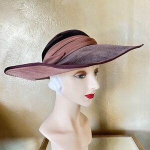 SENSATIONAL DESIGNER 1950s' EGGPLANT COLOR VELOUR + TOPSTITCHED WIDE BRIM HAT